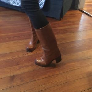 Size 6 Frye boots excellent condition